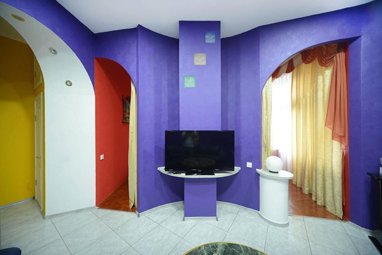 Chekhov Apartment เคียฟ ภายนอก รูปภาพ