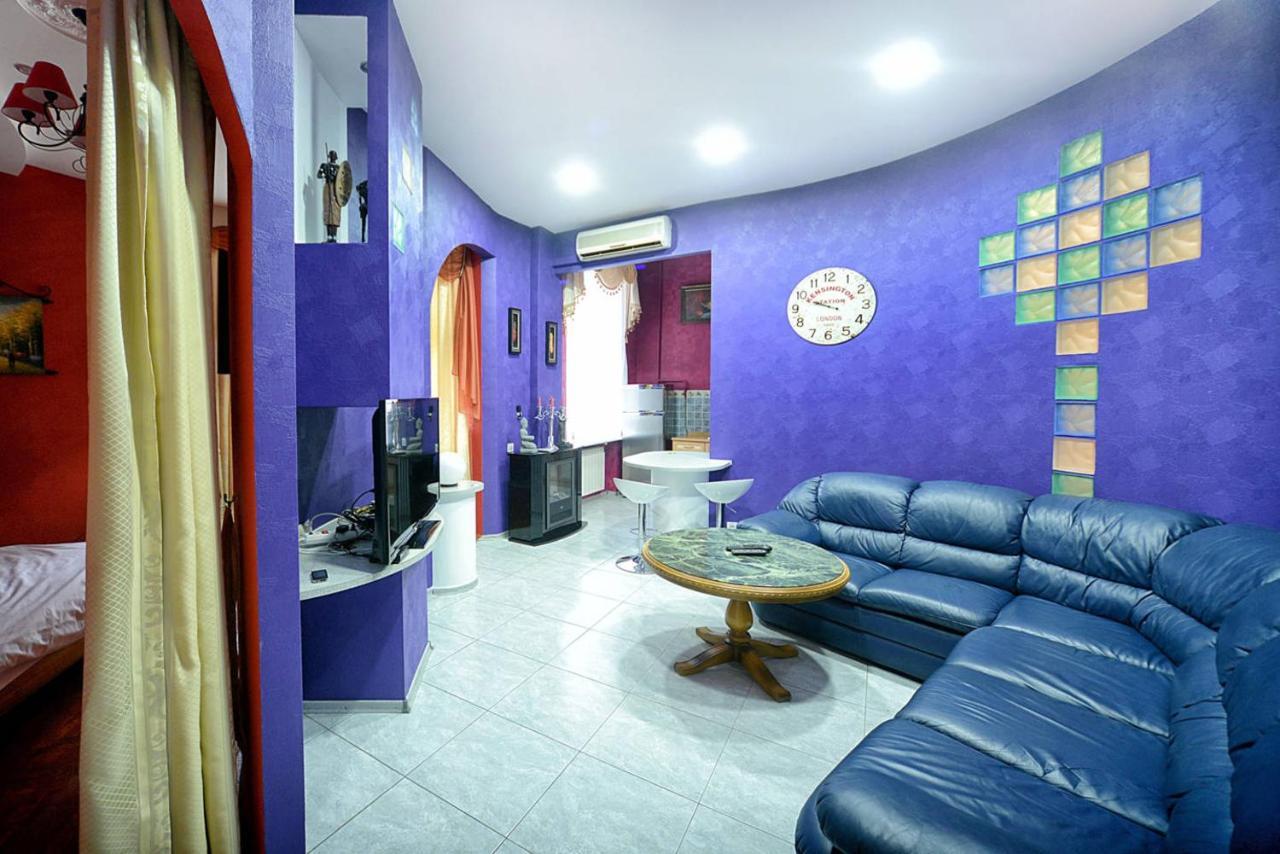 Chekhov Apartment เคียฟ ภายนอก รูปภาพ