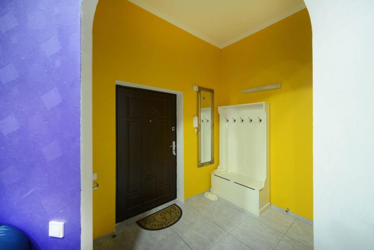 Chekhov Apartment เคียฟ ภายนอก รูปภาพ